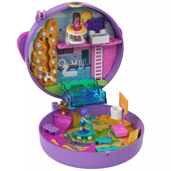 Polly Pocket | Soccer Squad w/2 Micro Dolls & Accessories, Surprise Reveals - Picture 2 of 9